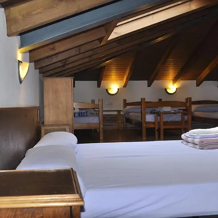 Casa De La Montana Albergue Turistico Avín Room photo