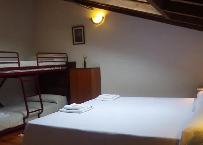 Casa De La Montana Albergue Turistico