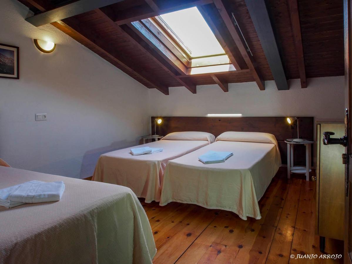 Casa De La Montana Turistico Country house Avin